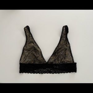 Victoria's Secret black & gold lace bralette small